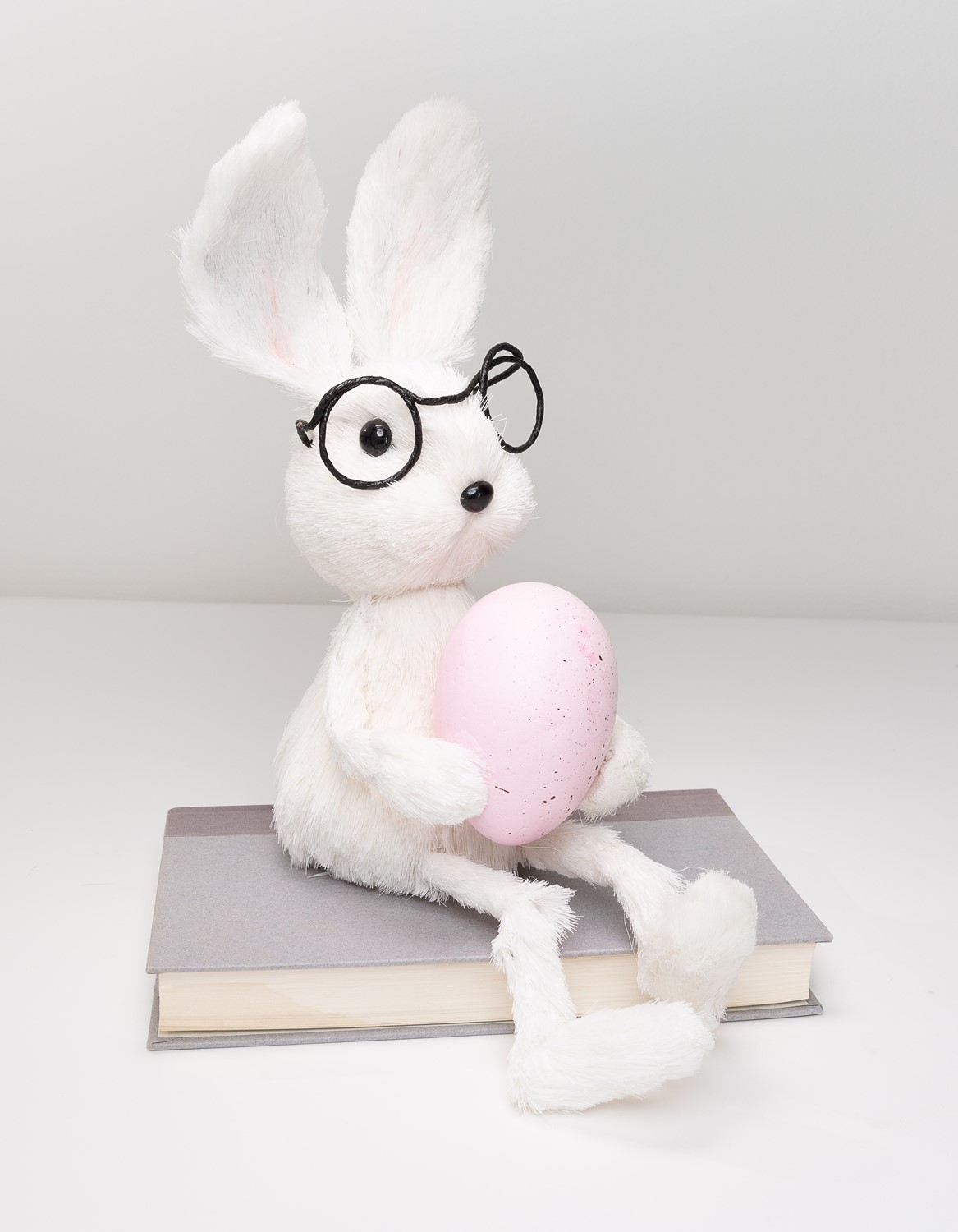 Download 9 5 L X 11 H X 4 5 D Bunny With Glasses Tradecie