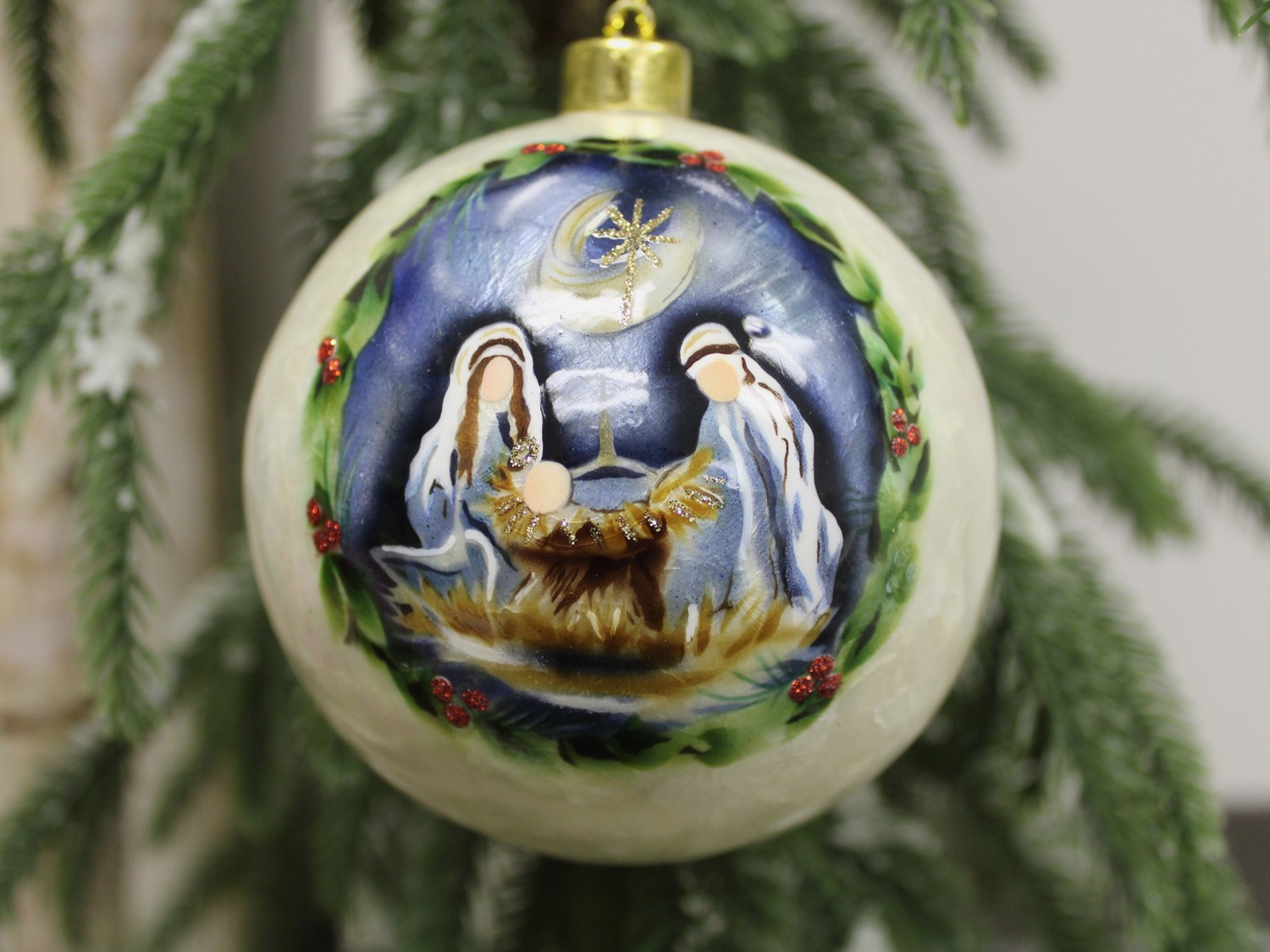 4" Handpainted Capiz Ball Ornament, Holy Family Midnight Sky ©Dana Shoops DSX6026