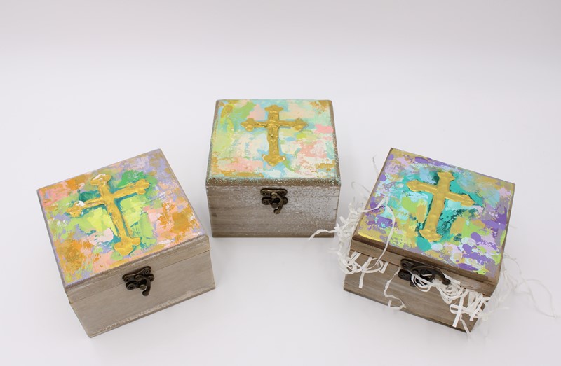 4.5x4.5x3" Handpainted Cross Wood Box, Blue ©Candice Boatright CB1735