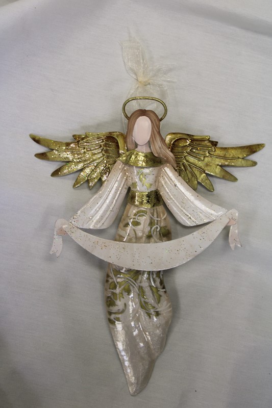 7x8.5" Metal Angel Ornament, Ivory/Gold CM1145